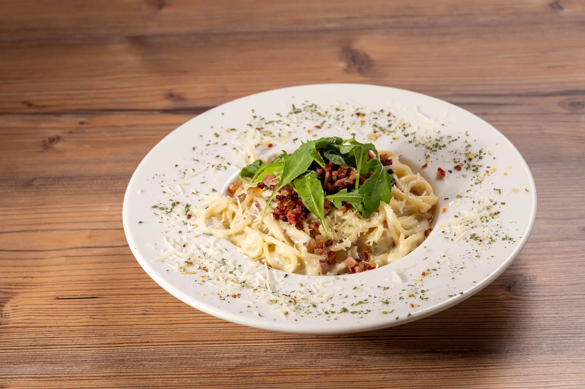 Lokal Dorfwirt Restaurant in Längenfeld im Ötztal Tirol bietet Tiroler Küche